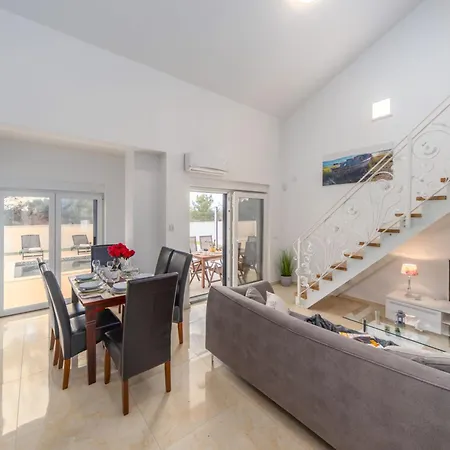Shaula 1 Villa Sibenik